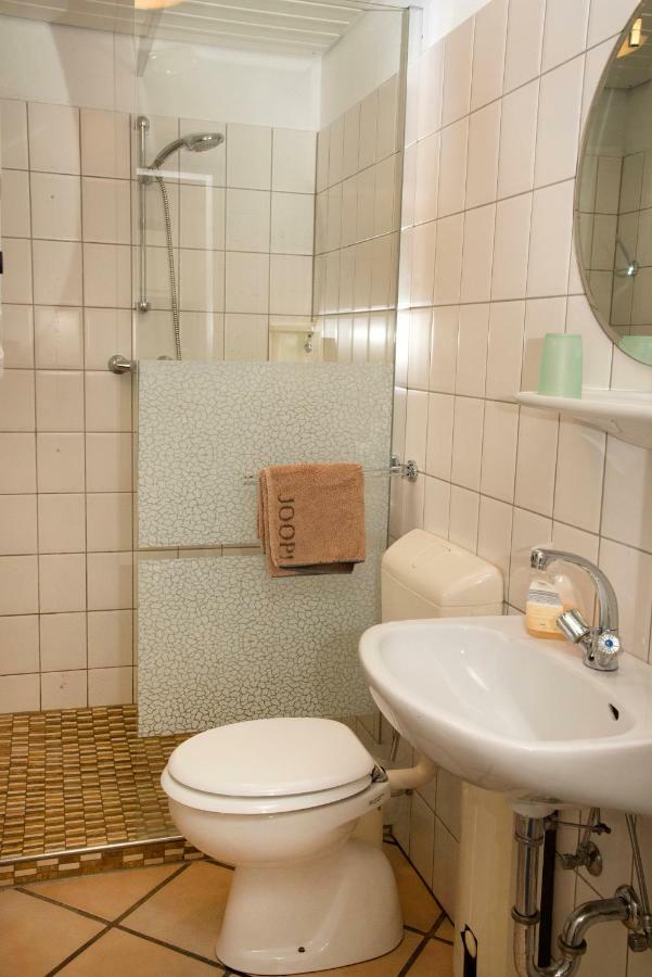 Pension Löew Solingen Extérieur photo