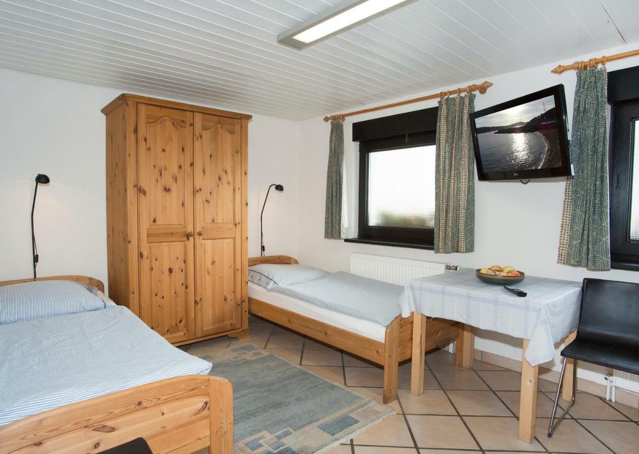 Pension Löew Solingen Extérieur photo